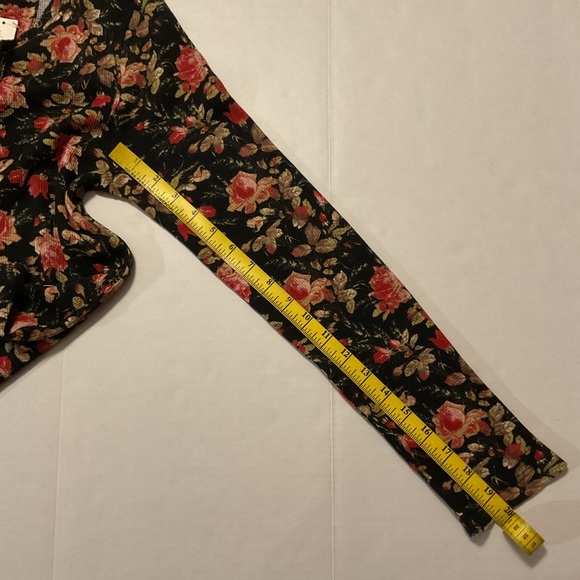 Pilcro Anth Split Neck Top Floral Print Long Sleeves - Picture 5 of 9